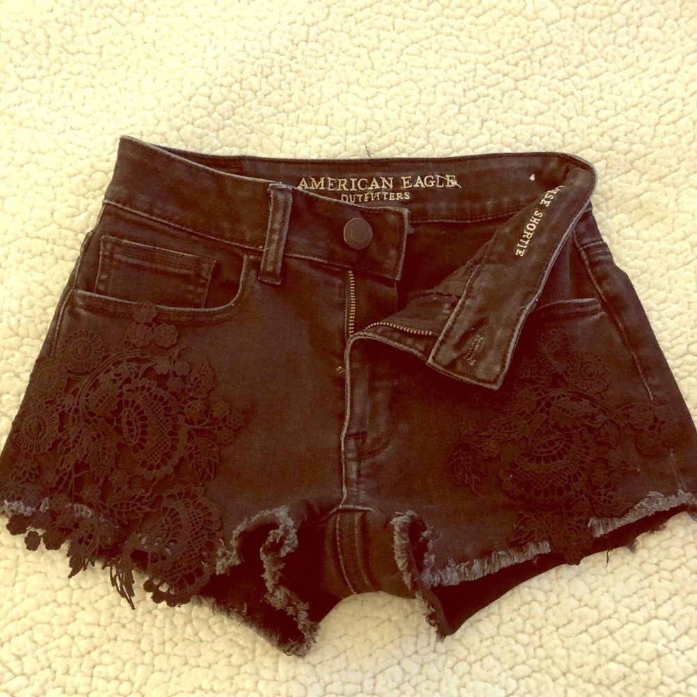 American Eagle Black Jean Short Shorts w/Lace Trim